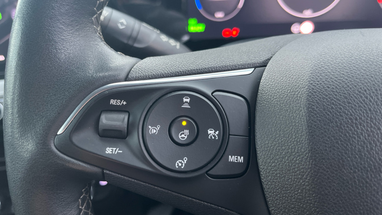 Vauxhall Mokka 100kW Elite Premium 50kWh 5dr Auto Electric Hatchback